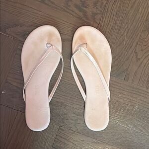 TKEES Cream Sandals Minimalist Thong Design